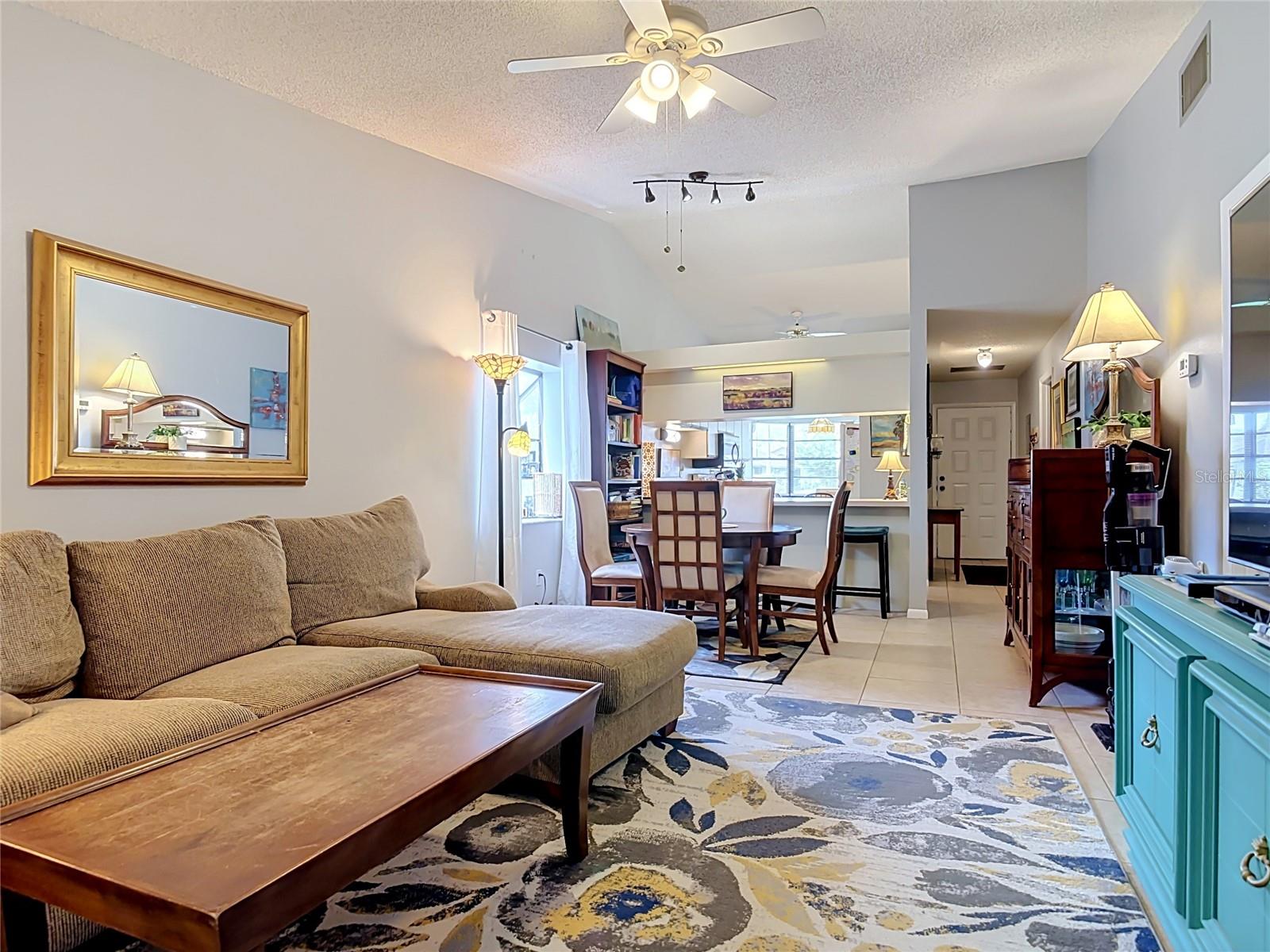 935 Eastridge Dr #7a Property Photo 18