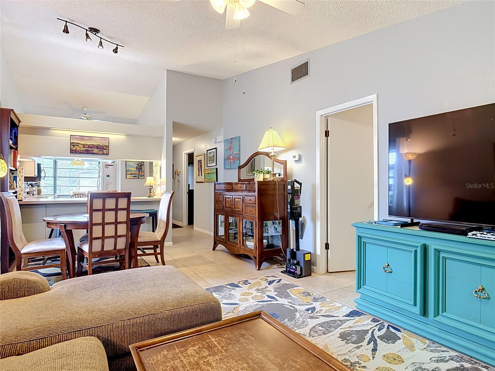 935 Eastridge Dr #7a Property Photo 19