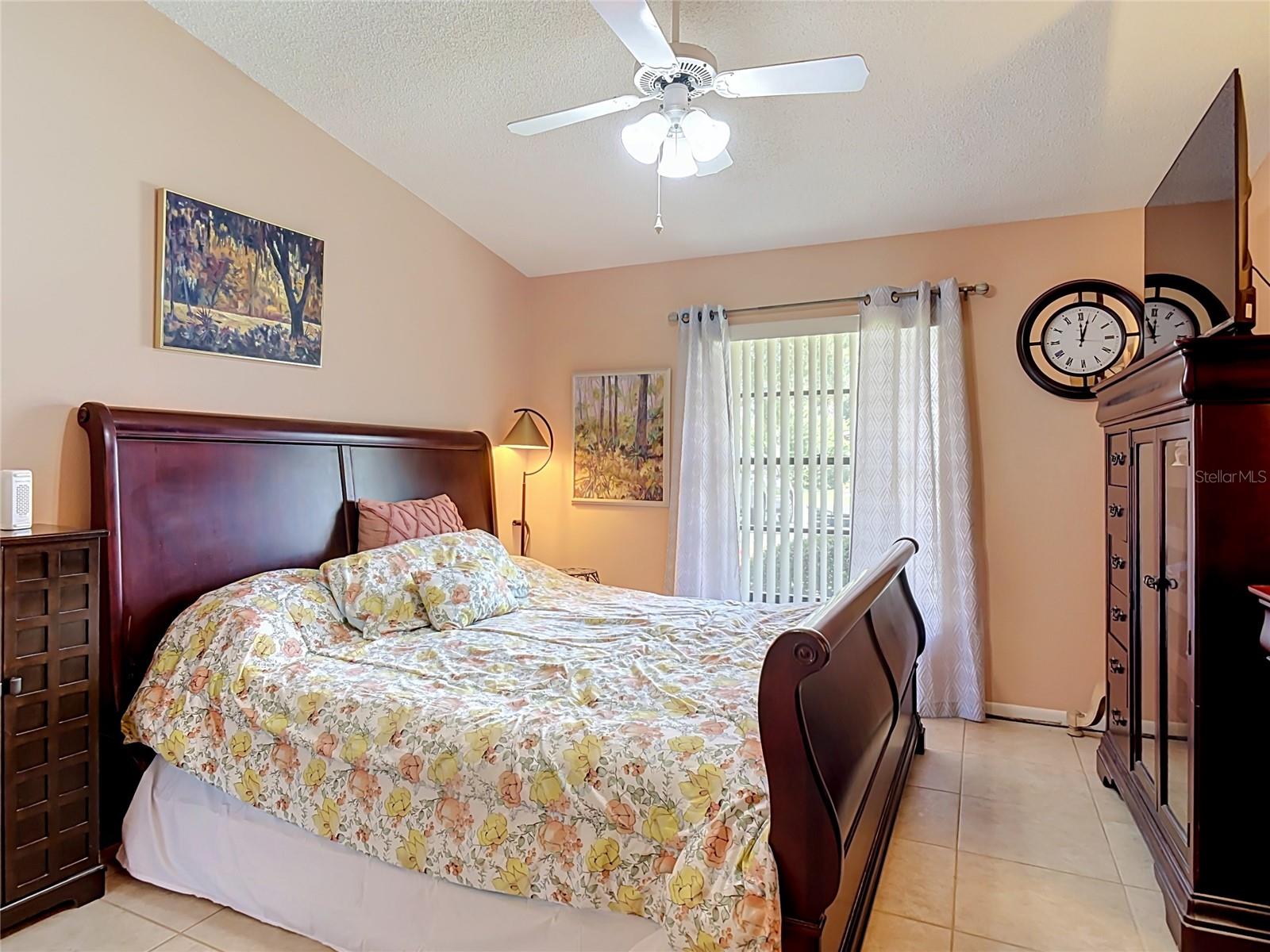 935 Eastridge Dr #7a Property Photo 21