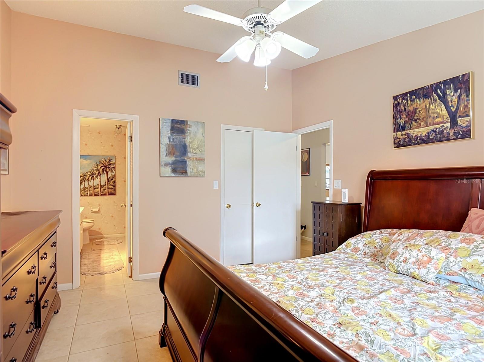 935 Eastridge Dr #7a Property Photo 22