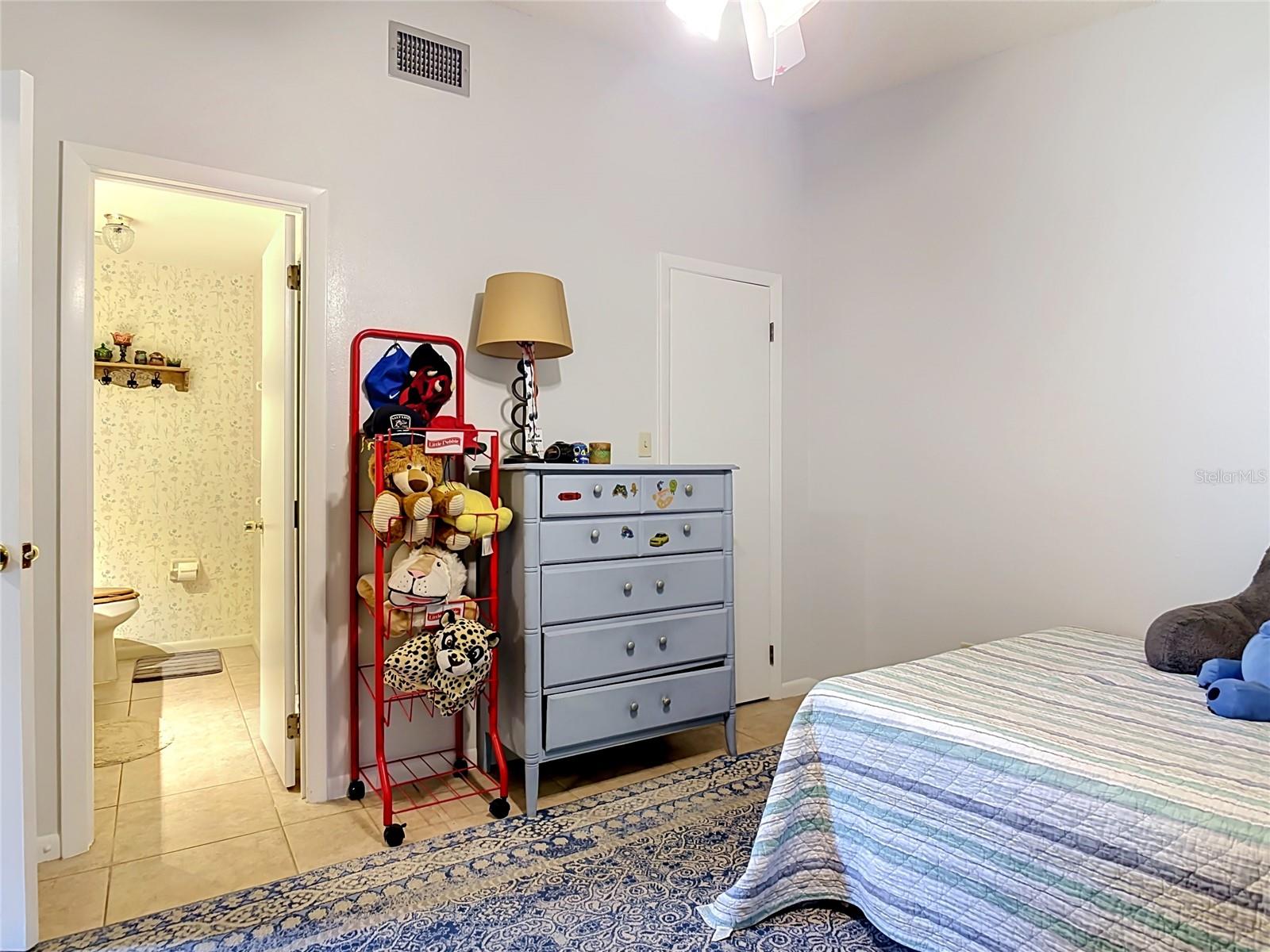 935 Eastridge Dr #7a Property Photo 26
