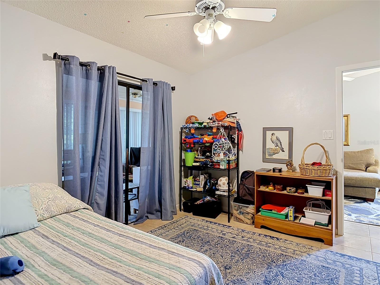 935 Eastridge Dr #7a Property Photo 28