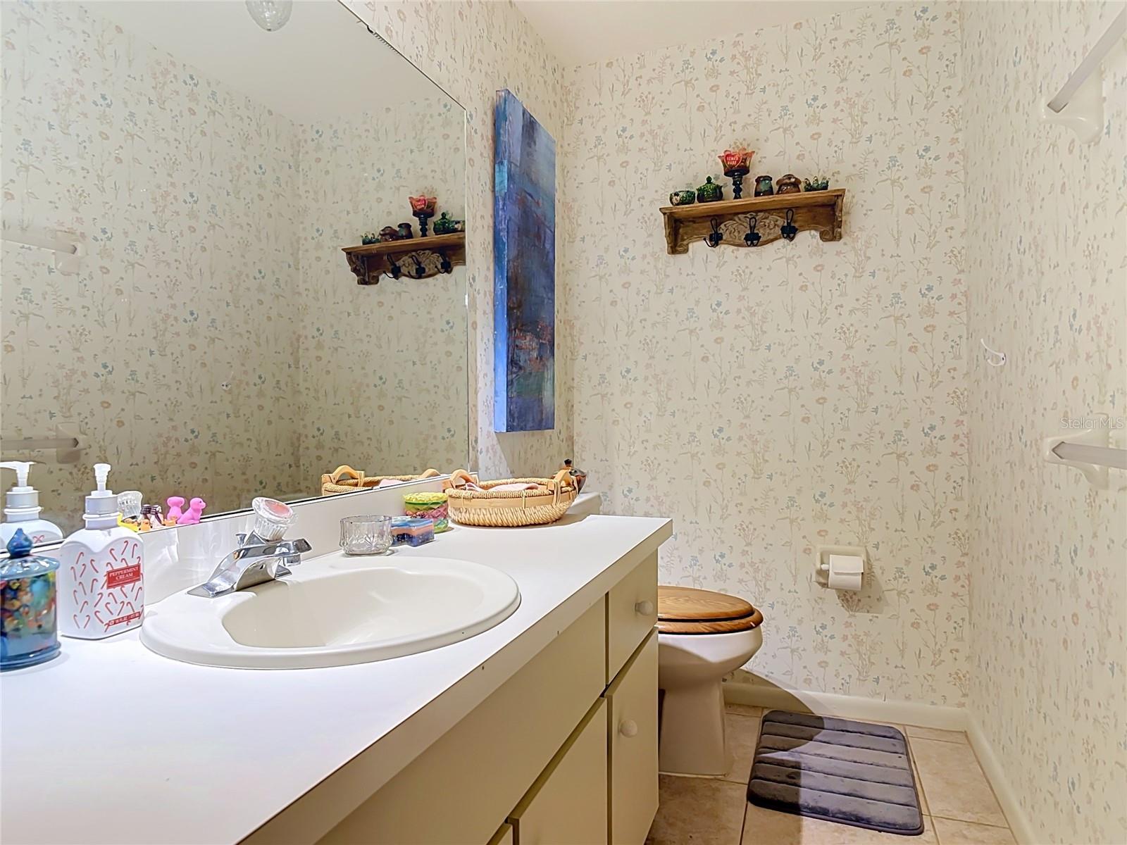 935 Eastridge Dr #7a Property Photo 29