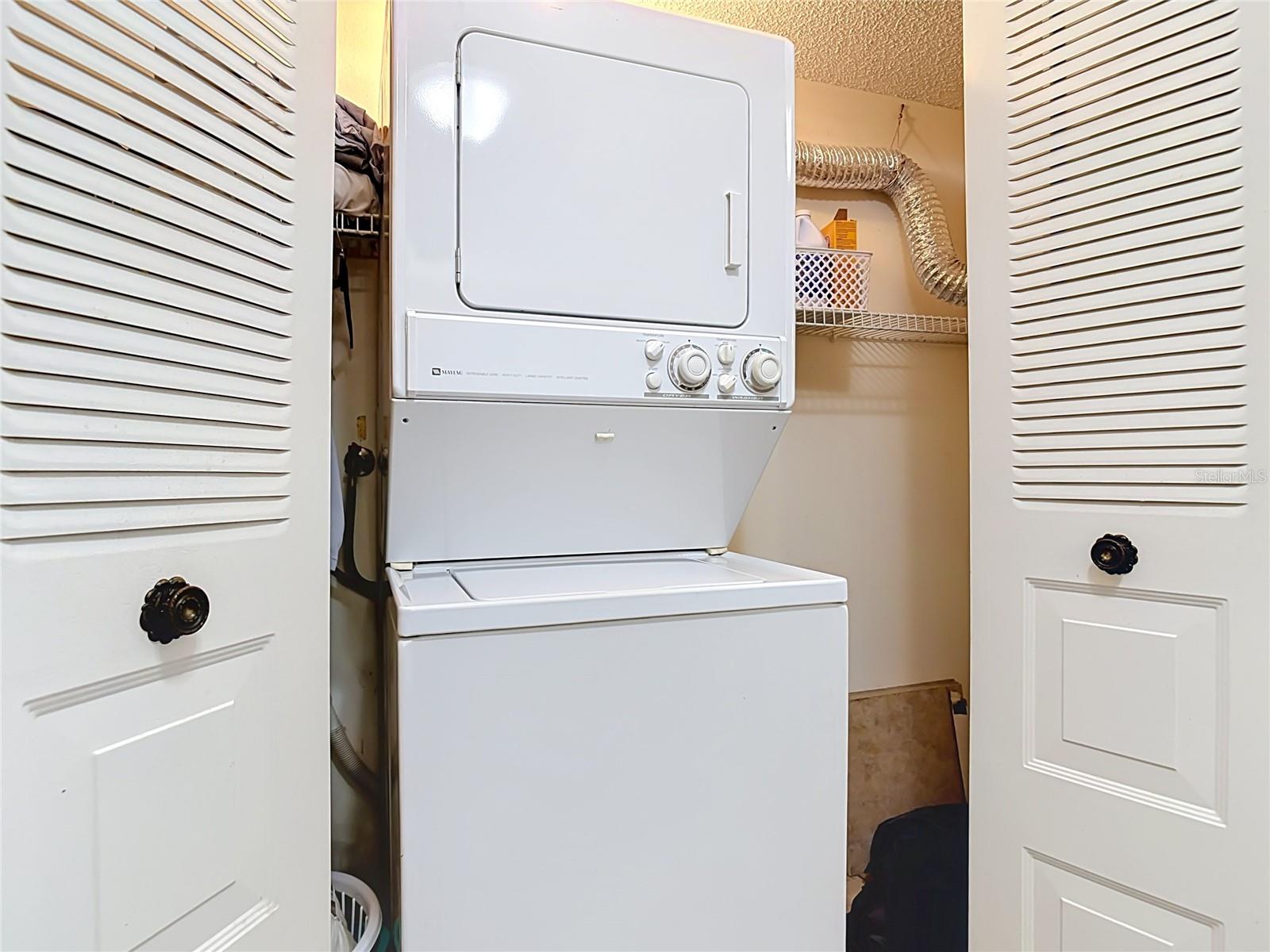 935 Eastridge Dr #7a Property Photo 36