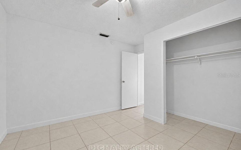 912 Royal Oak Ct Property Photo 19
