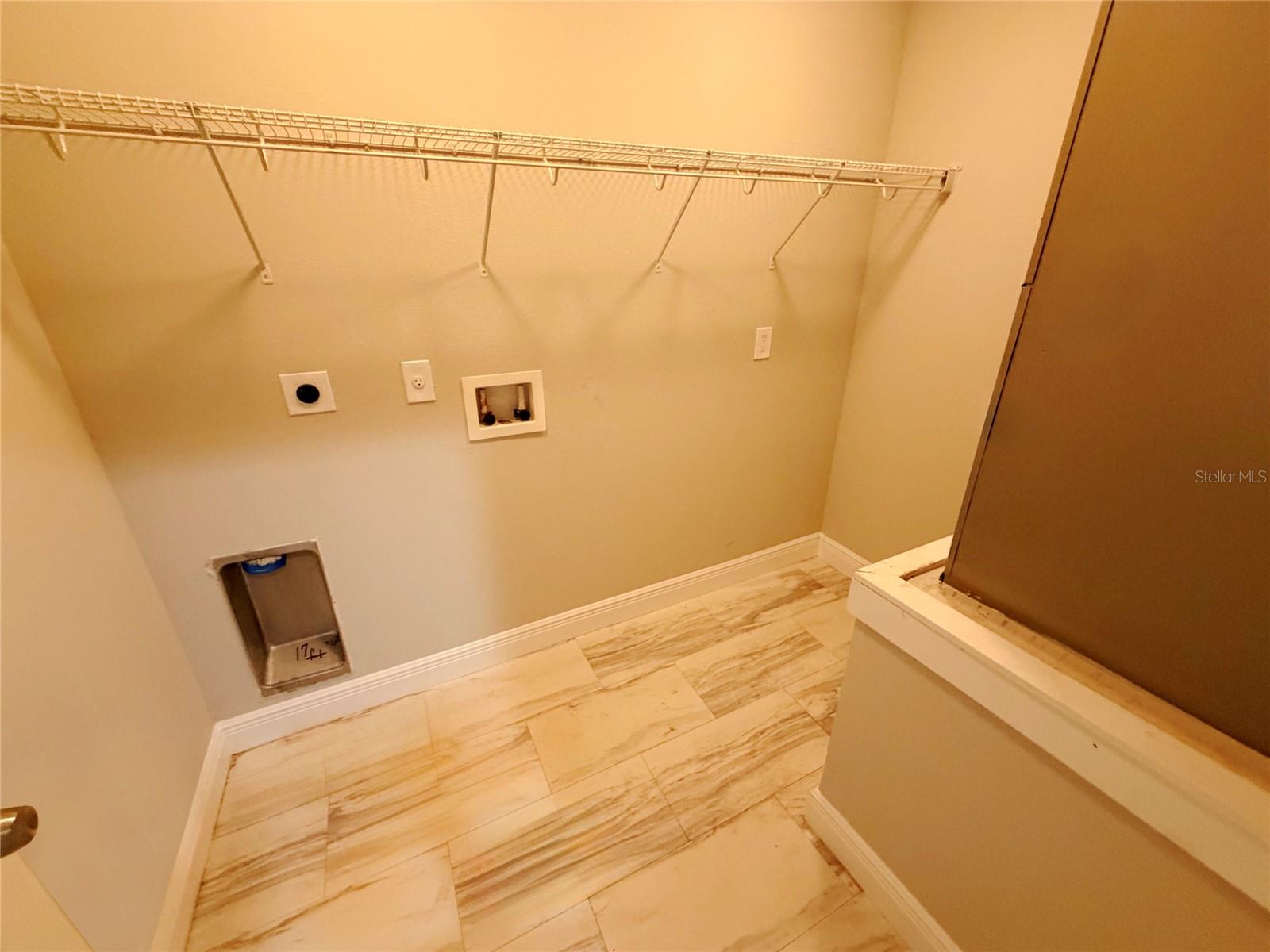 312 Wade Ave Property Photo 10