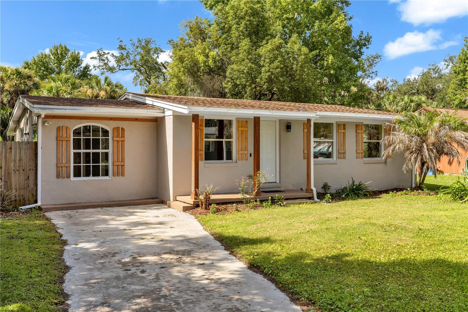 247 Toms Rd Property Photo 2