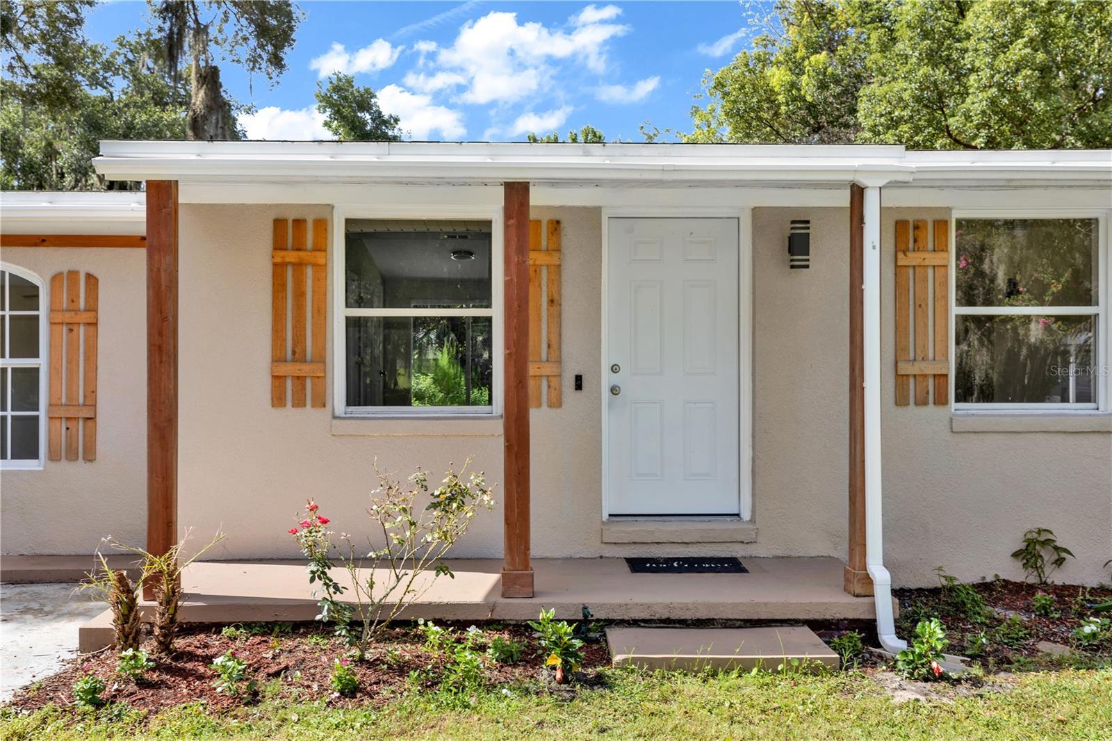 247 Toms Rd Property Photo 3