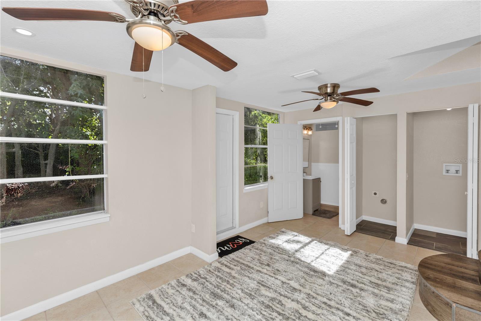 247 Toms Rd Property Photo 9