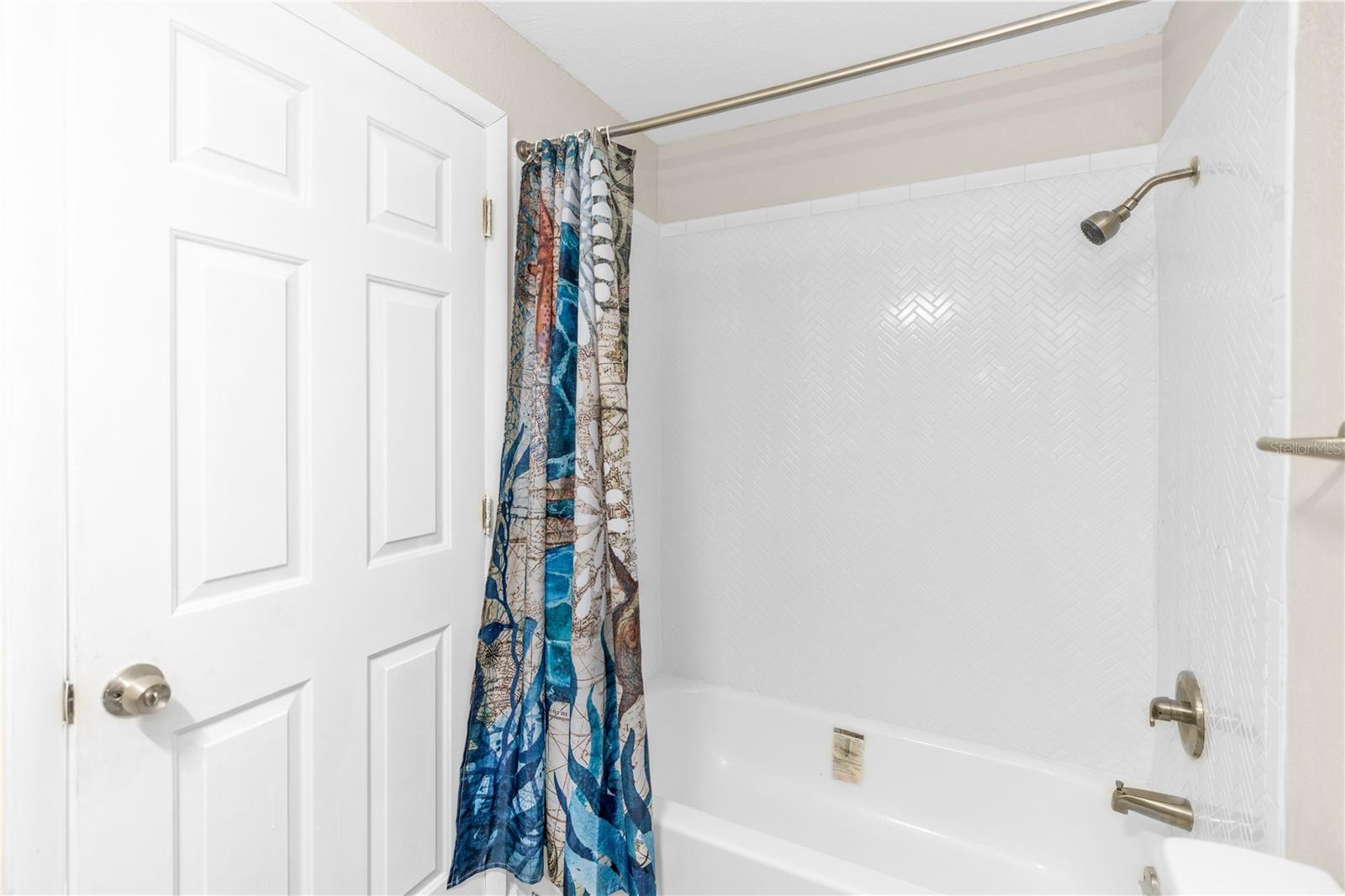 247 Toms Rd Property Photo 15