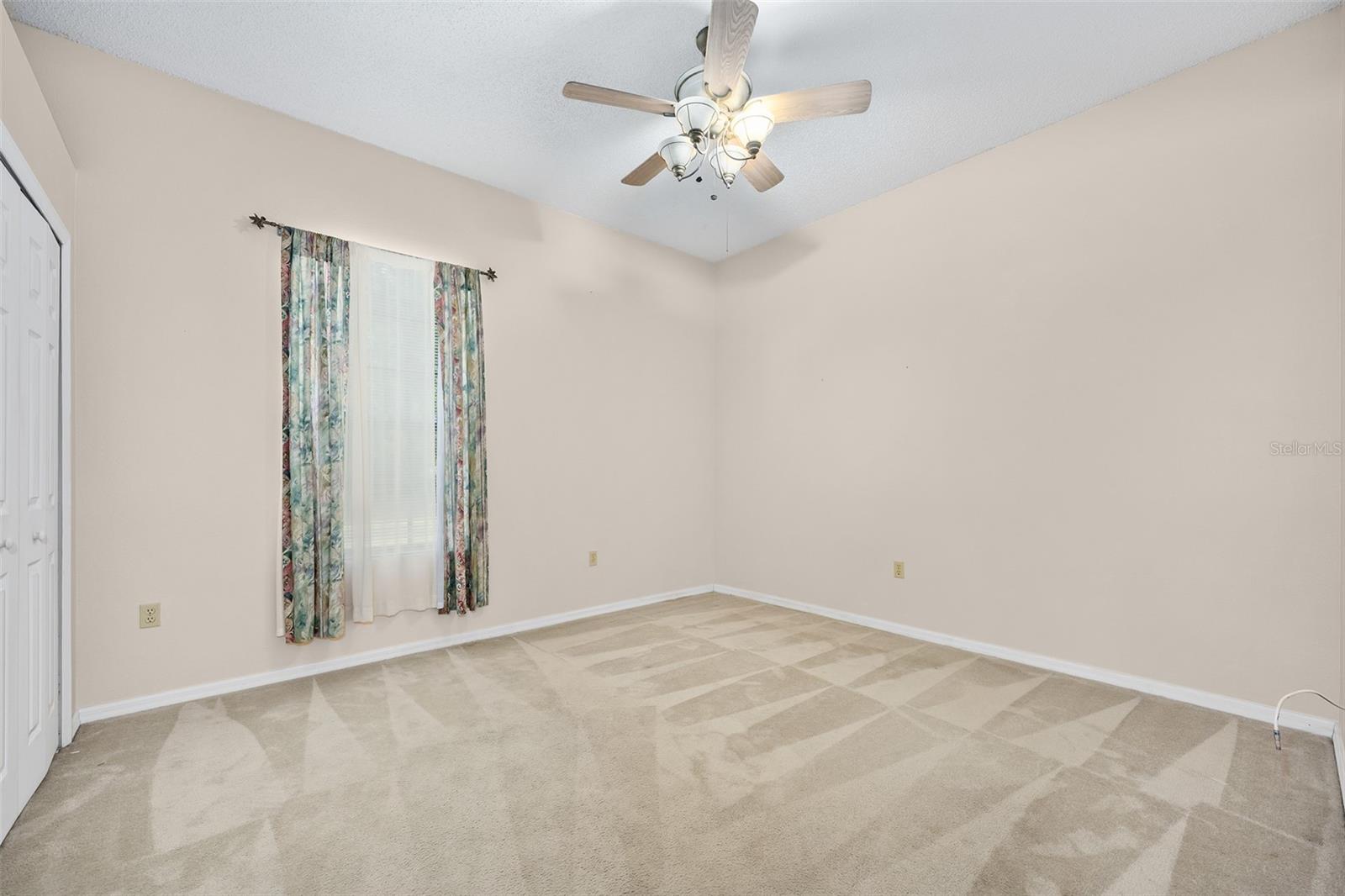 1837 E Glancy Dr Property Photo 21