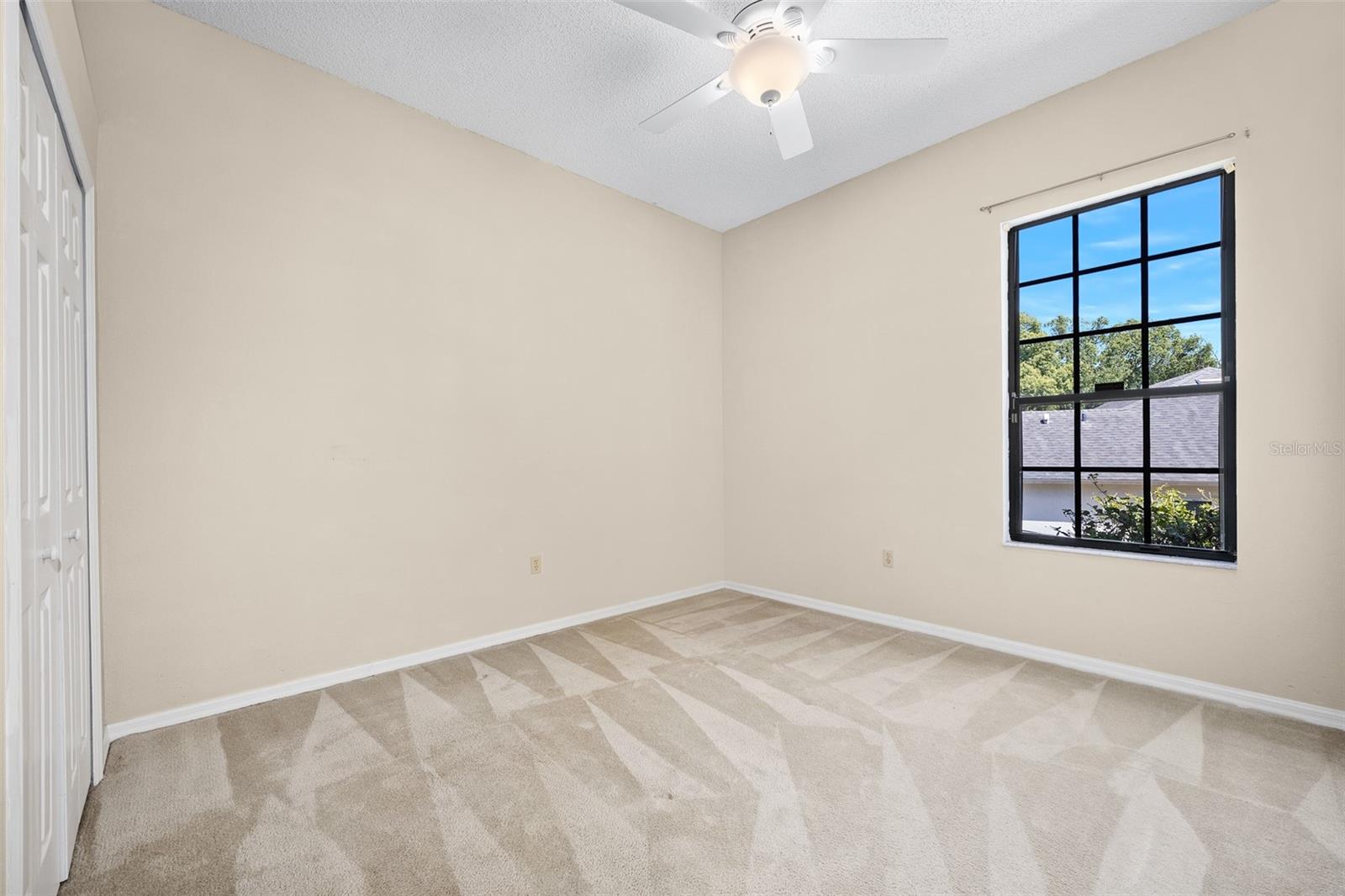 1837 E Glancy Dr Property Photo 23