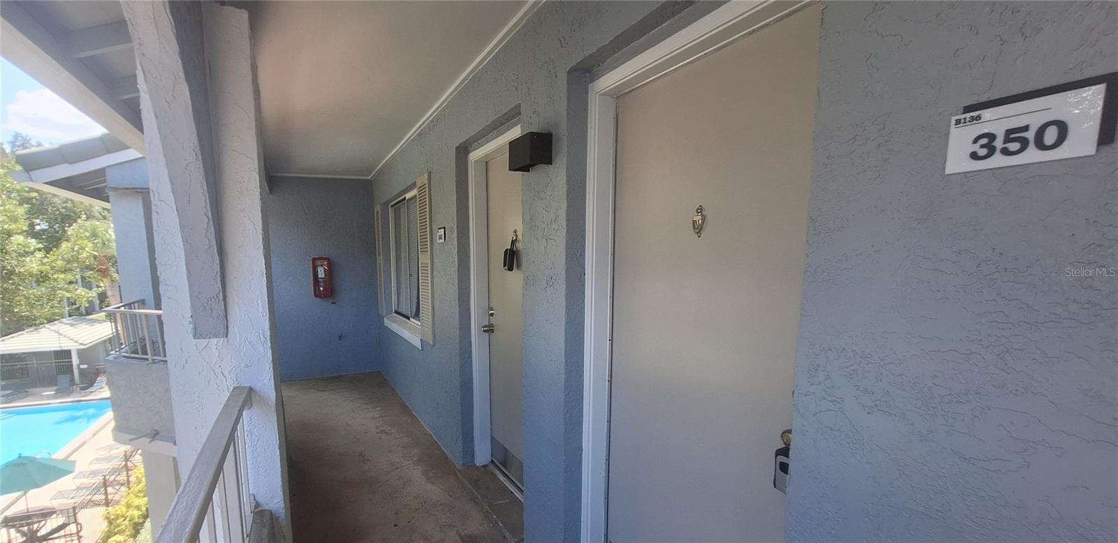 136 Blue Pointe Way #350 Property Photo 2