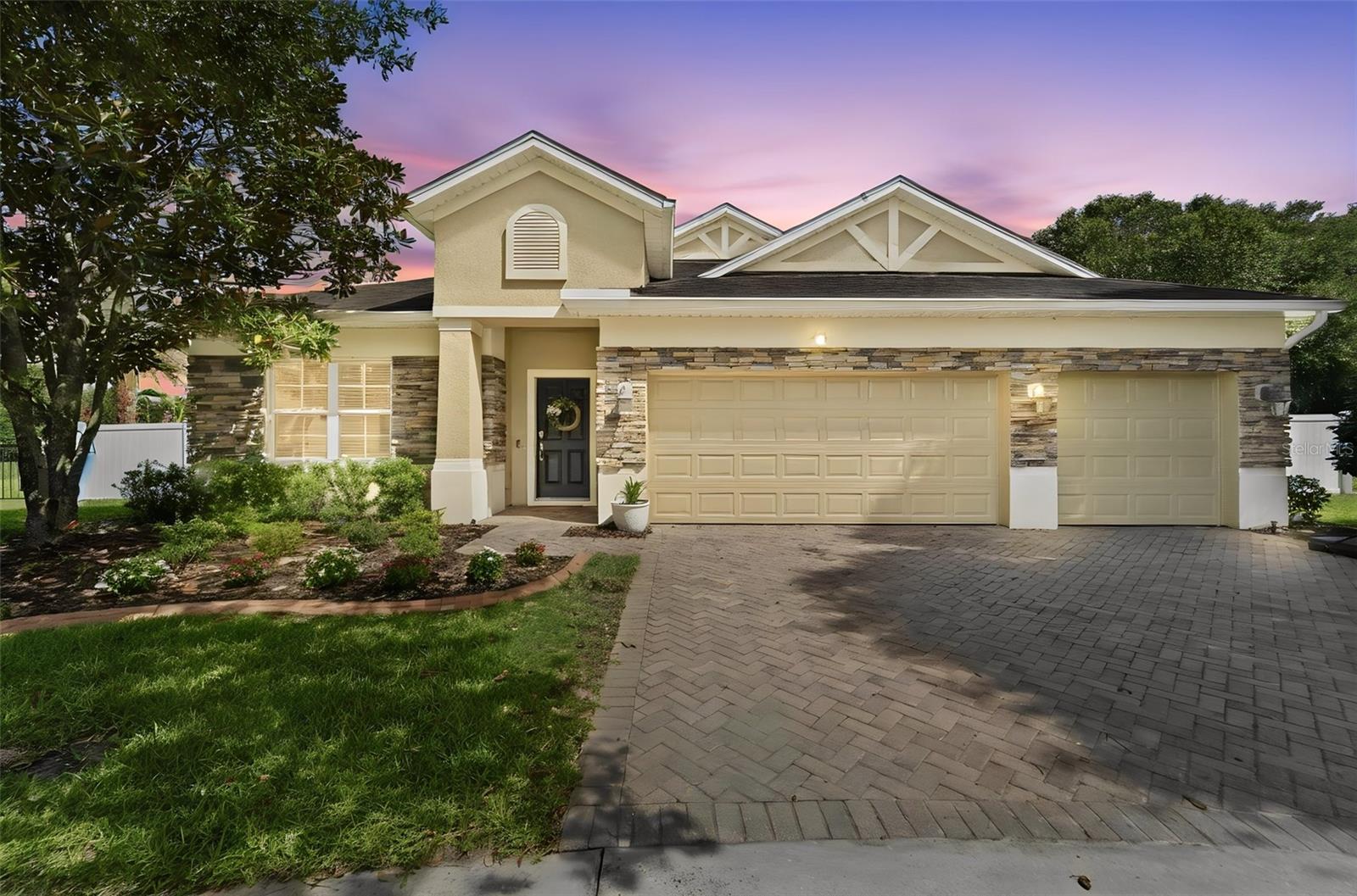 471 Breeders Cup Ct Property Photo 1