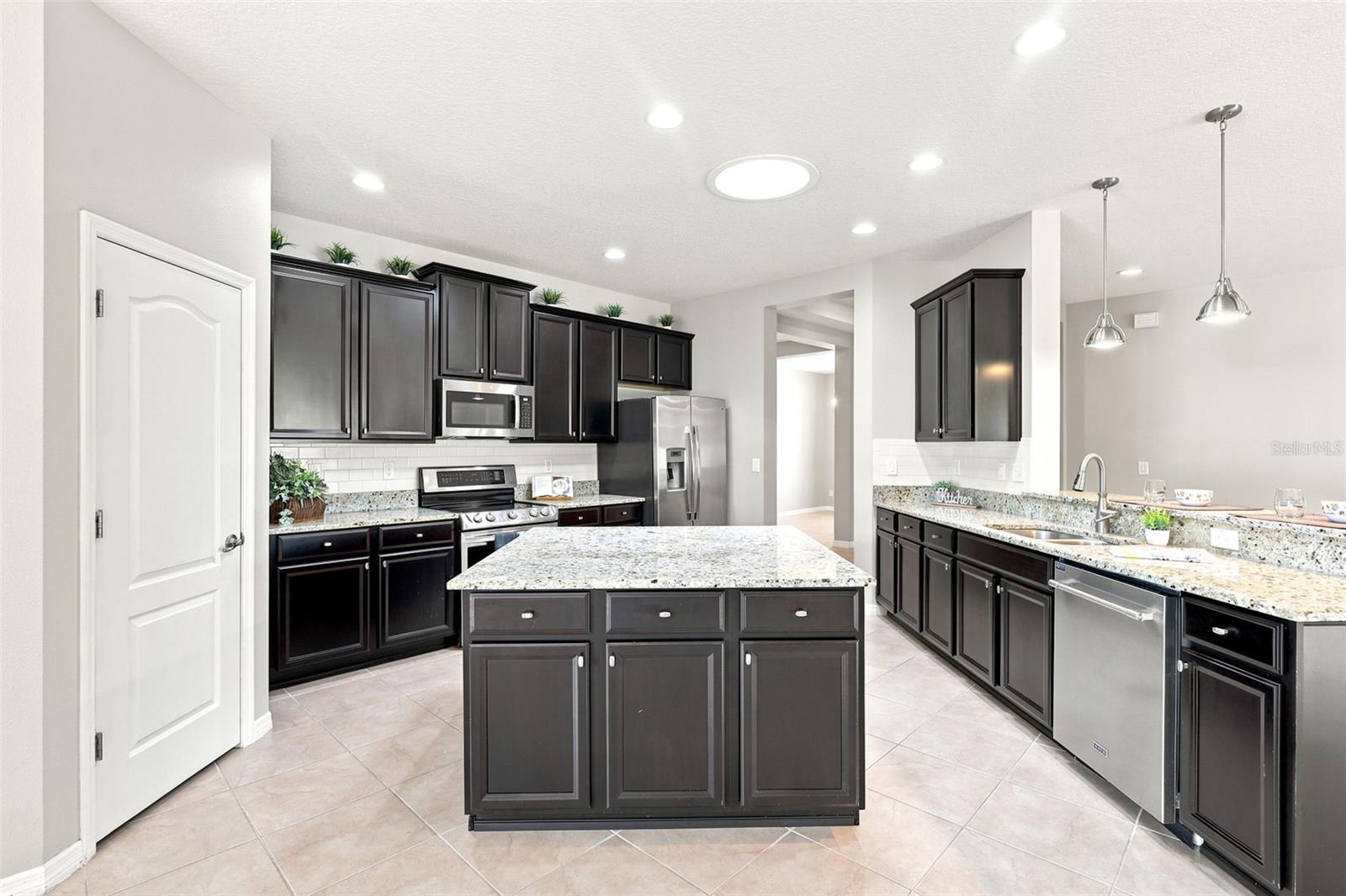471 Breeders Cup Ct Property Photo 15