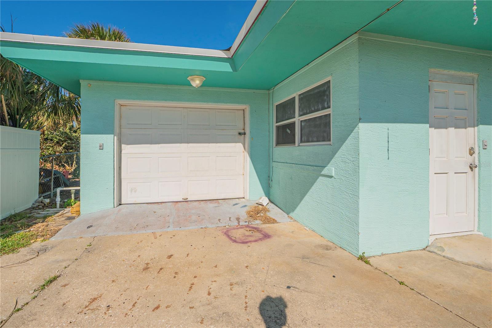 135 Park Ave Property Photo 43
