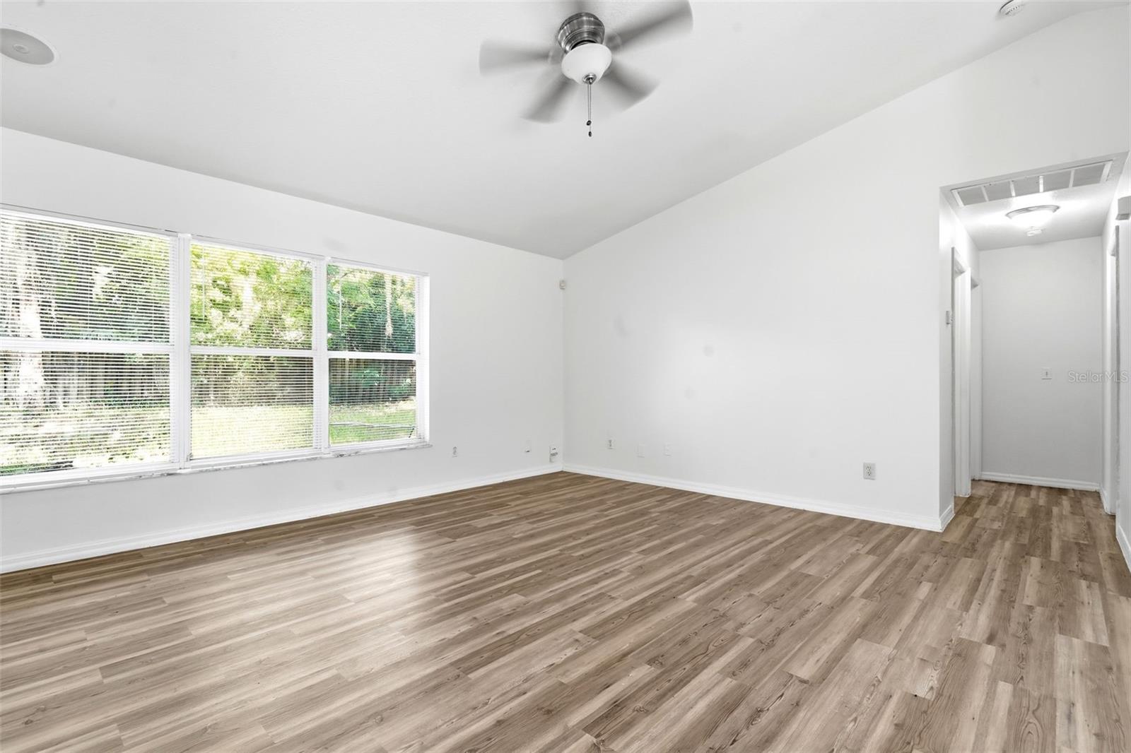 3128 Mango Tree Dr Property Photo 2