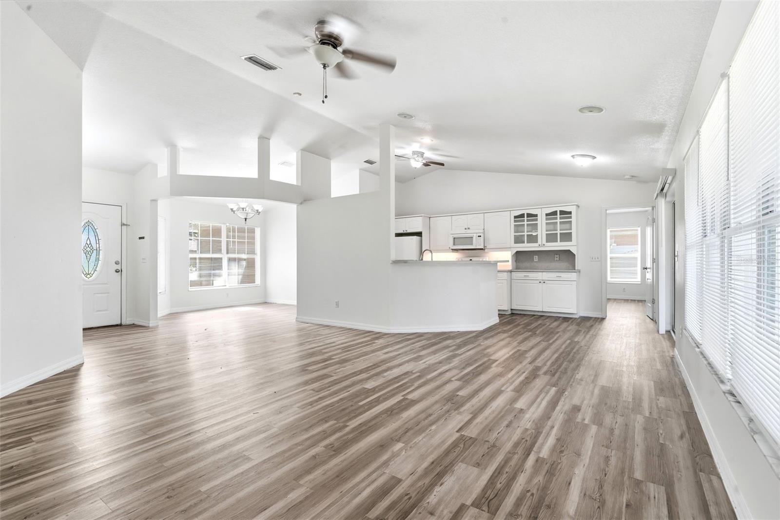 3128 Mango Tree Dr Property Photo 4
