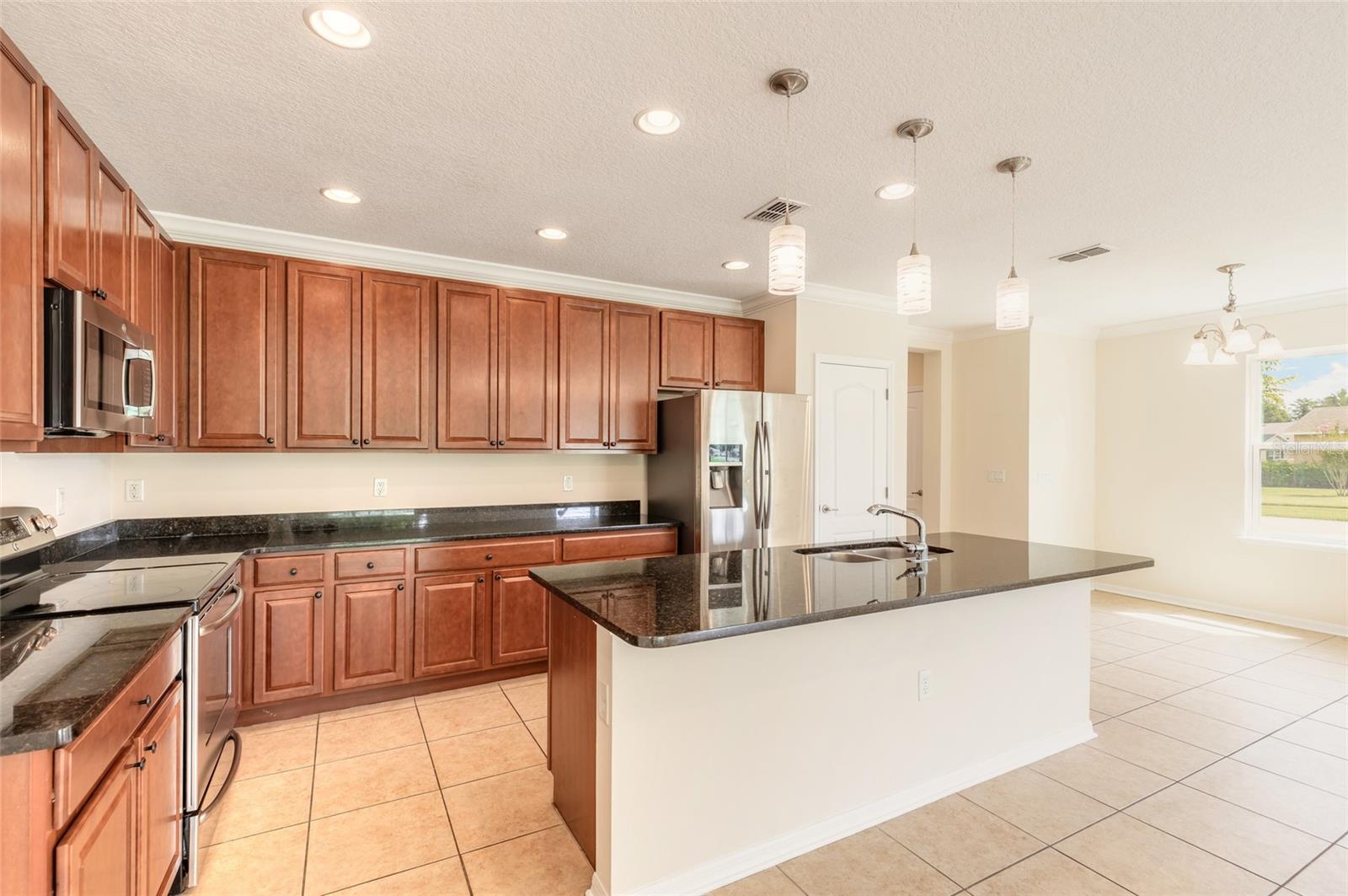 3938 Sunset Cove Dr Property Photo 2