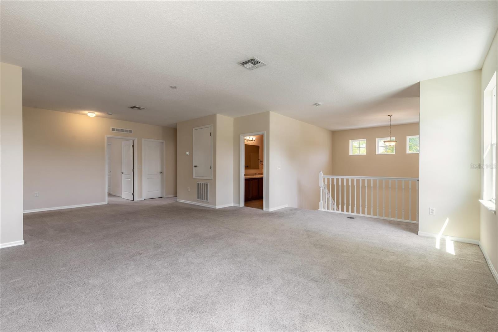 3938 Sunset Cove Dr Property Photo 4