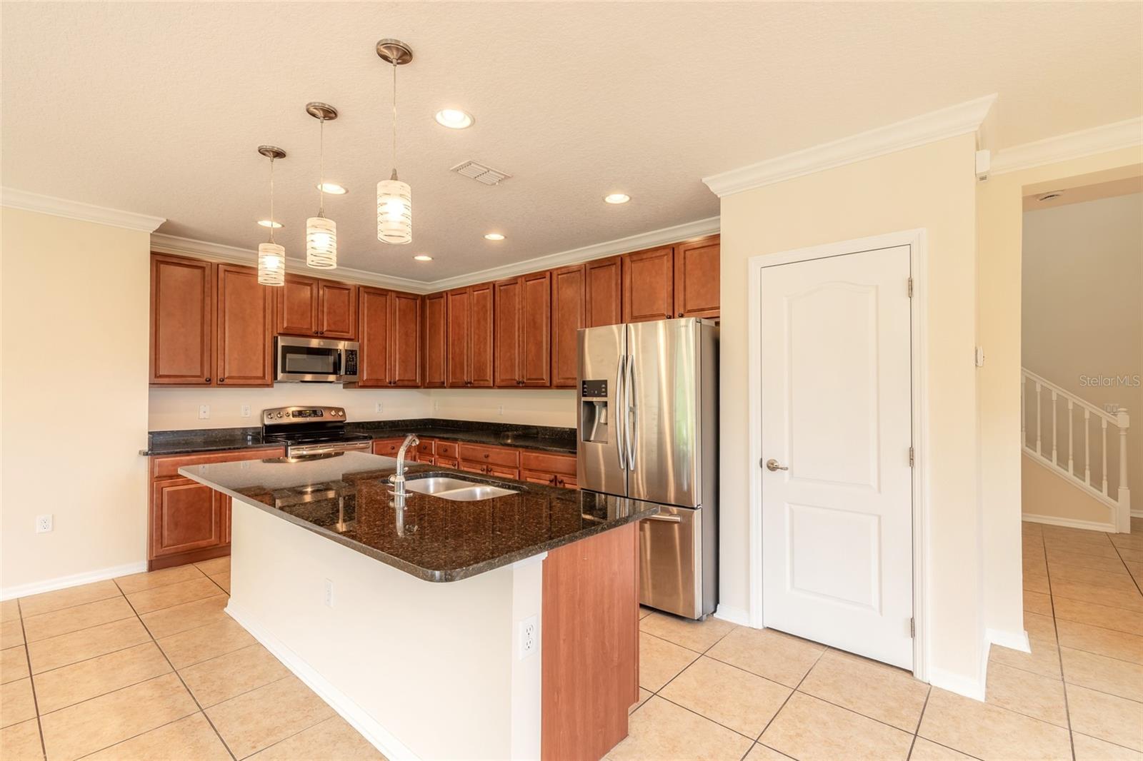 3938 Sunset Cove Dr Property Photo 8