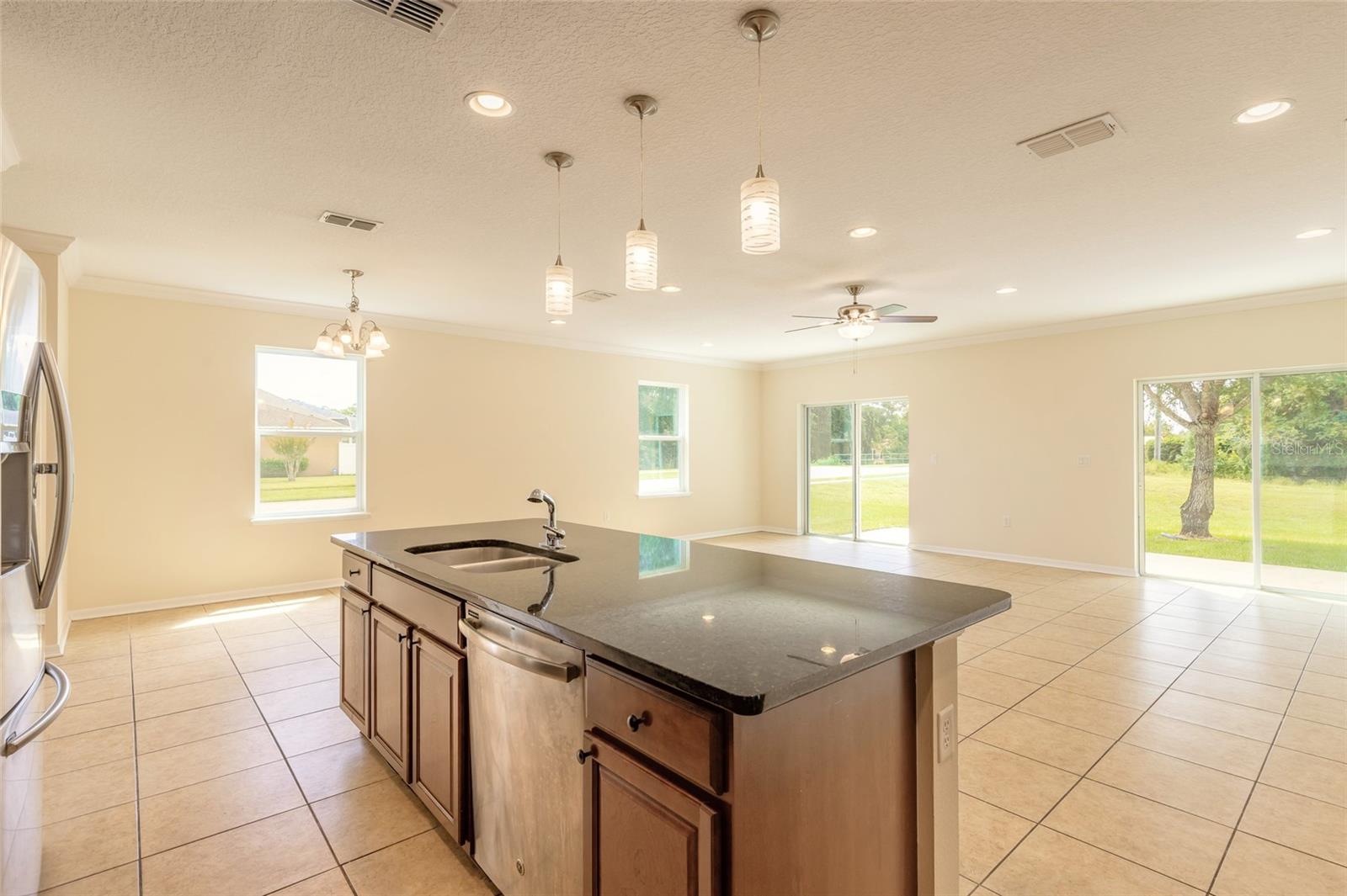 3938 Sunset Cove Dr Property Photo 17