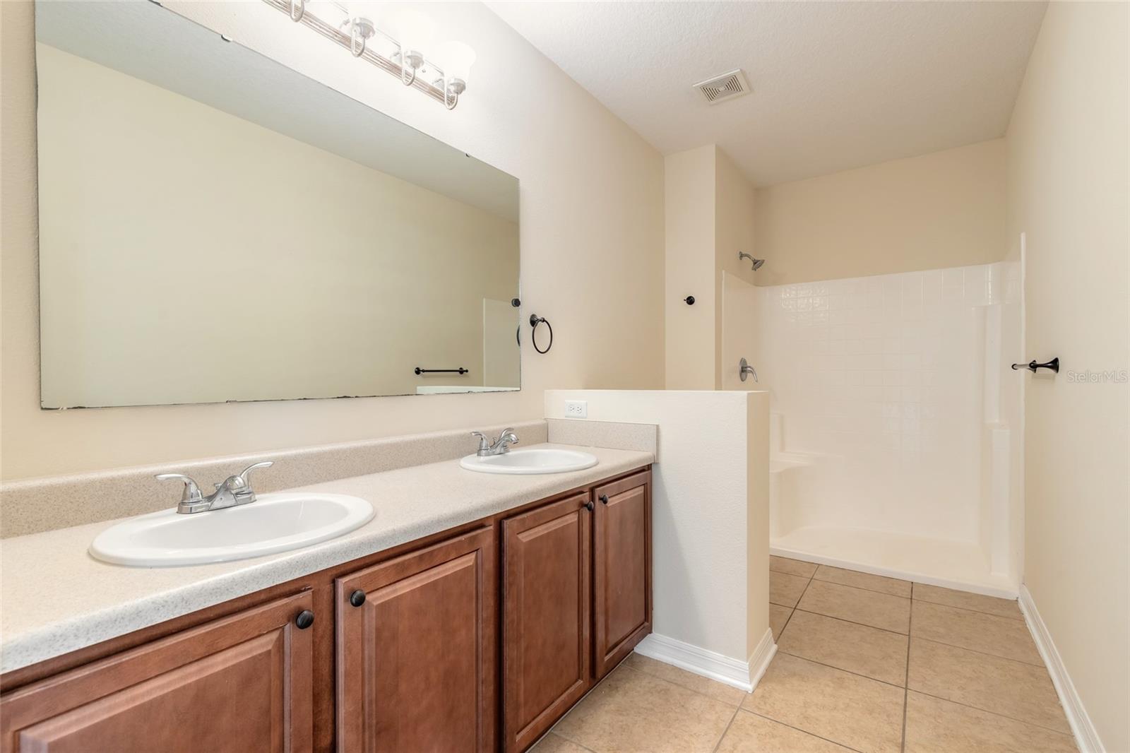 3938 Sunset Cove Dr Property Photo 33