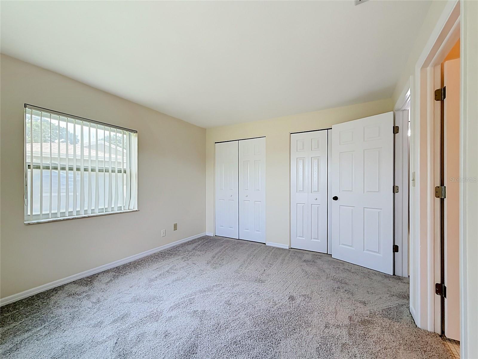 1718 Adams Cir S Property Photo 27