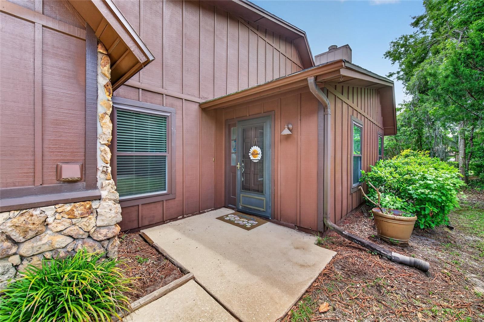 8 Mimosa Trl Property Photo 2