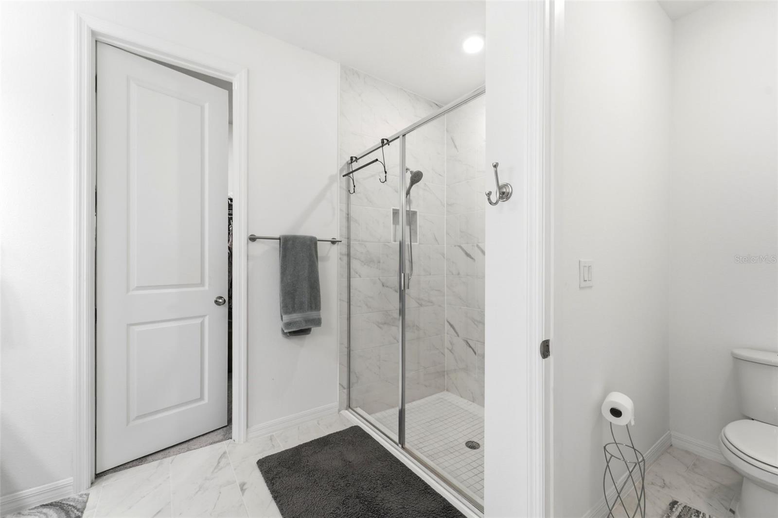 1525 Playwright Dr Property Photo 20
