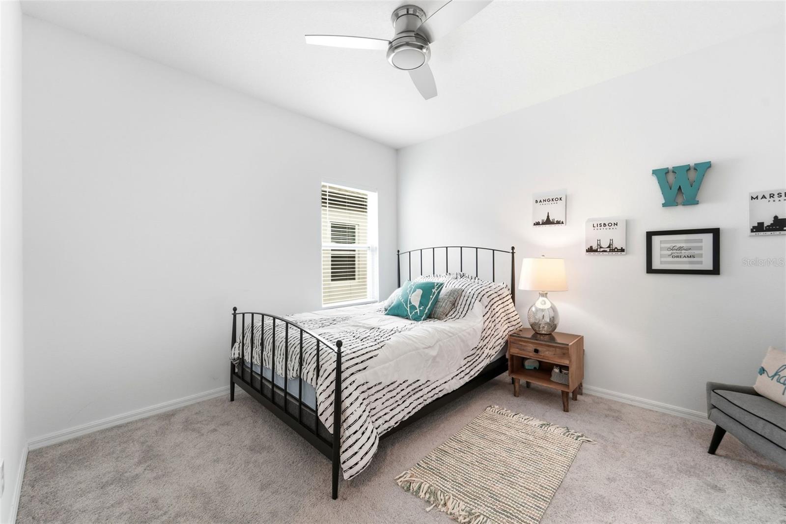 1525 Playwright Dr Property Photo 22