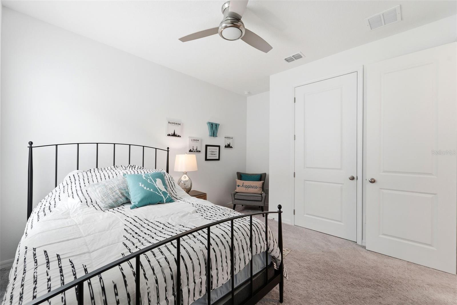 1525 Playwright Dr Property Photo 23
