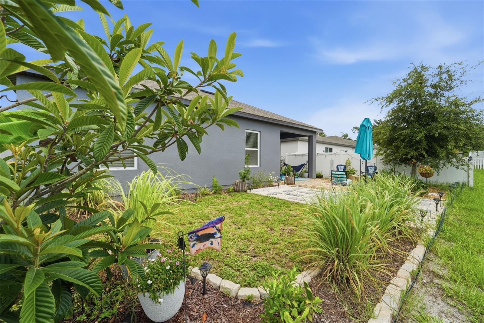 1525 Playwright Dr Property Photo 32