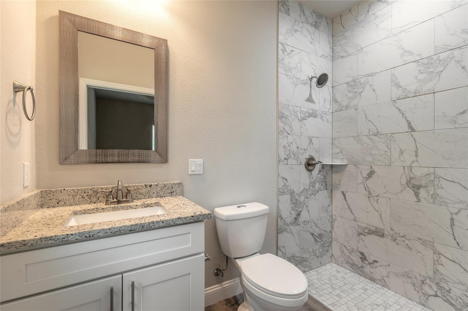 48 Regency Dr Property Photo 17