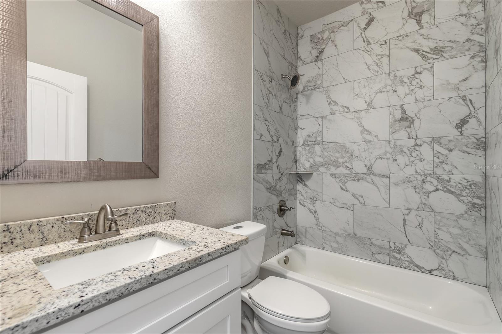 48 Regency Dr Property Photo 19
