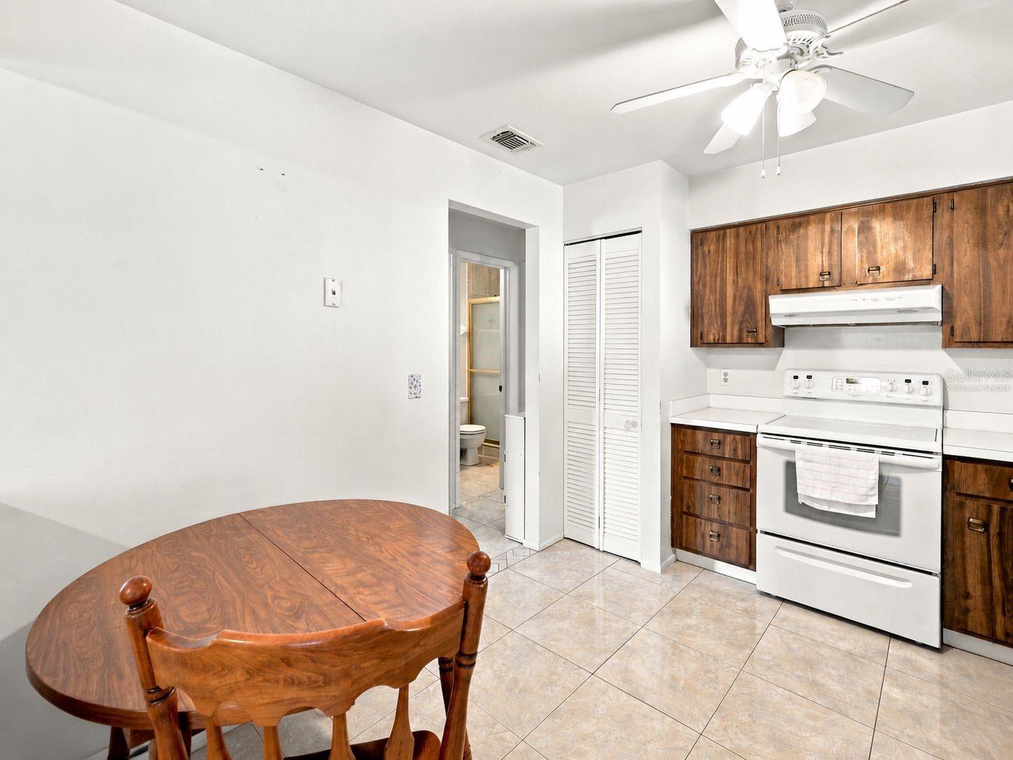 1418 Catalina Blvd Property Photo 11