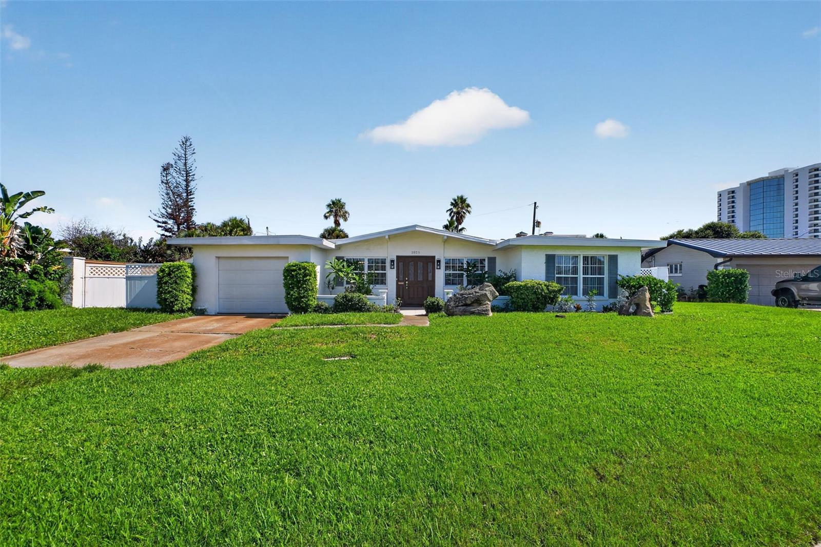 2525 Coral Way W Property Photo 18
