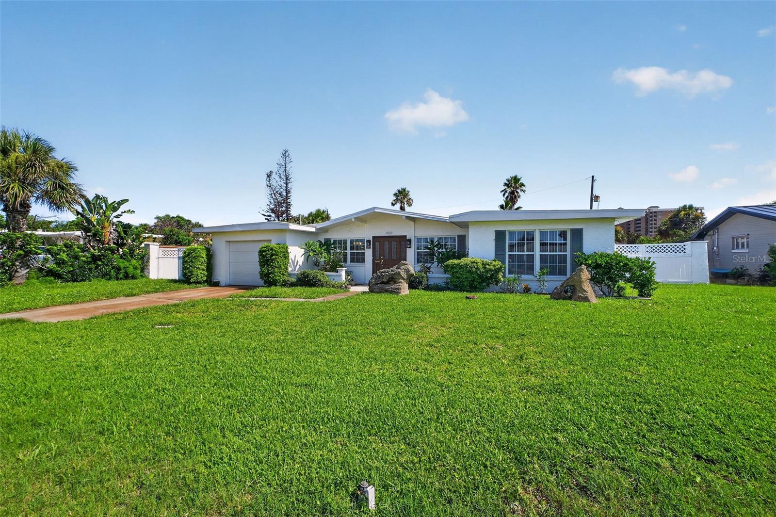 2525 Coral Way W Property Photo 20