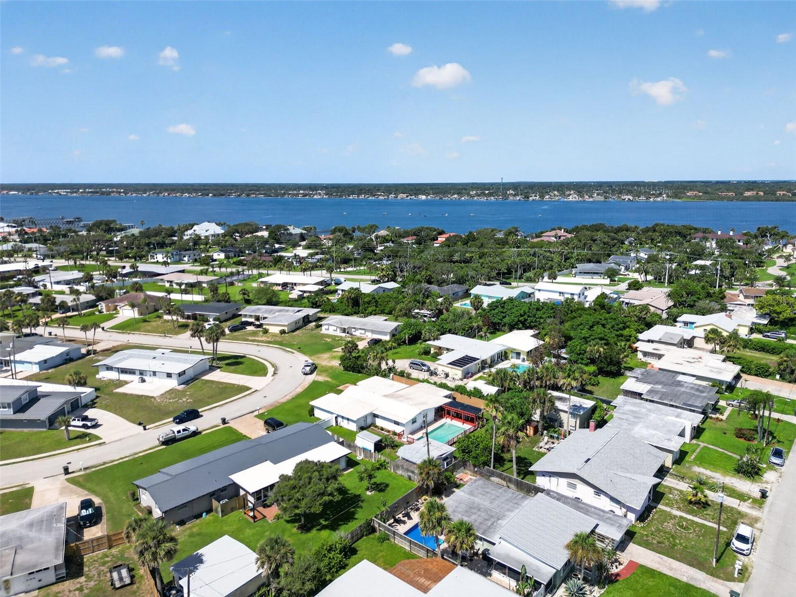 2525 Coral Way W Property Photo 33