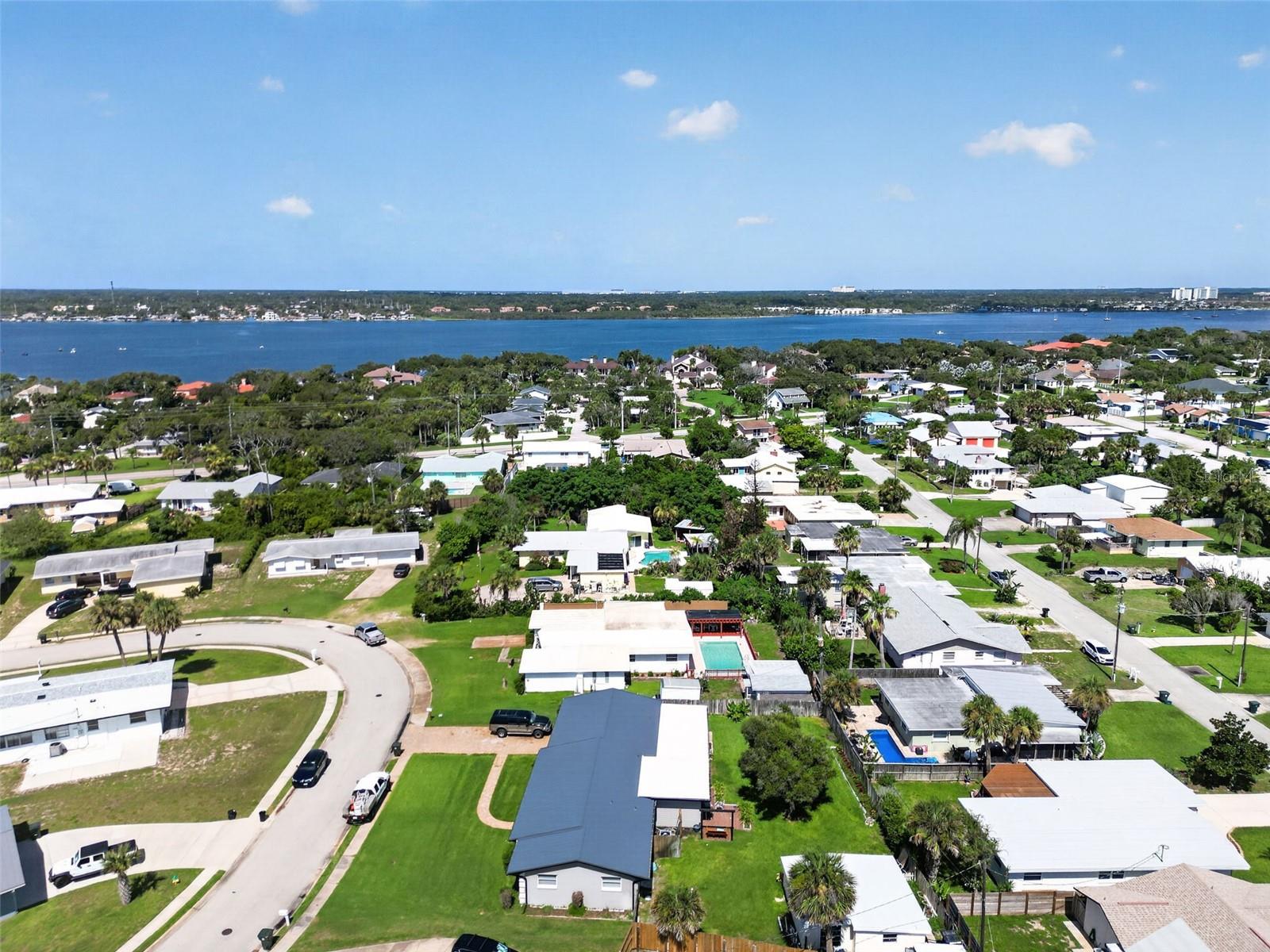 2525 Coral Way W Property Photo 34