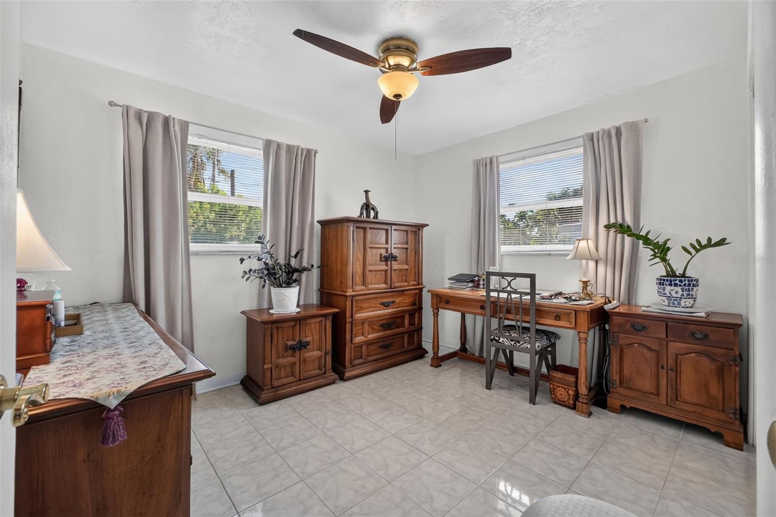 2525 Coral Way W Property Photo 44