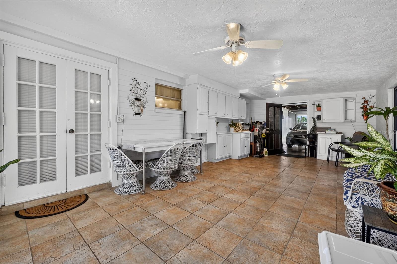 2525 Coral Way W Property Photo 55