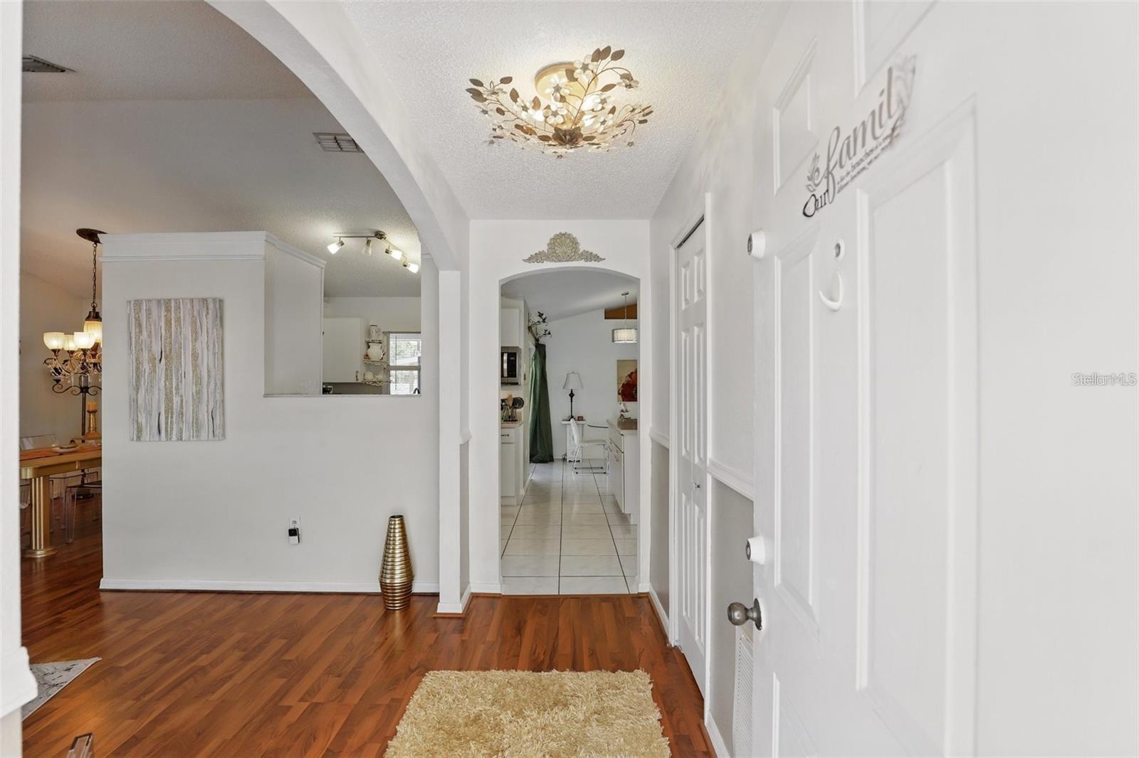 417 Jeffers St Property Photo 3