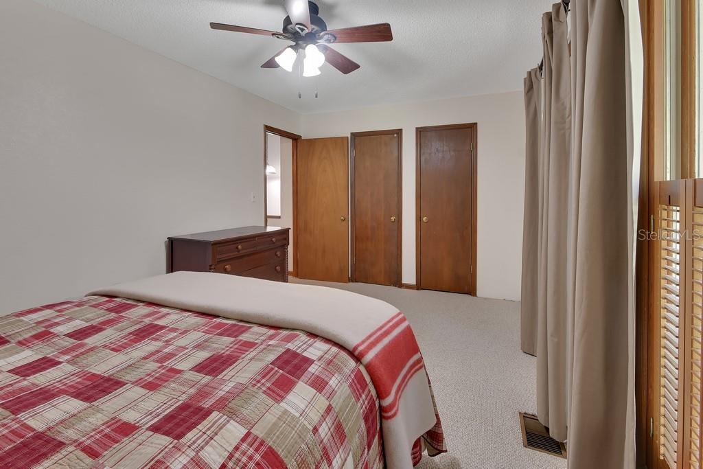 1379 Taylor Rd W Property Photo 23