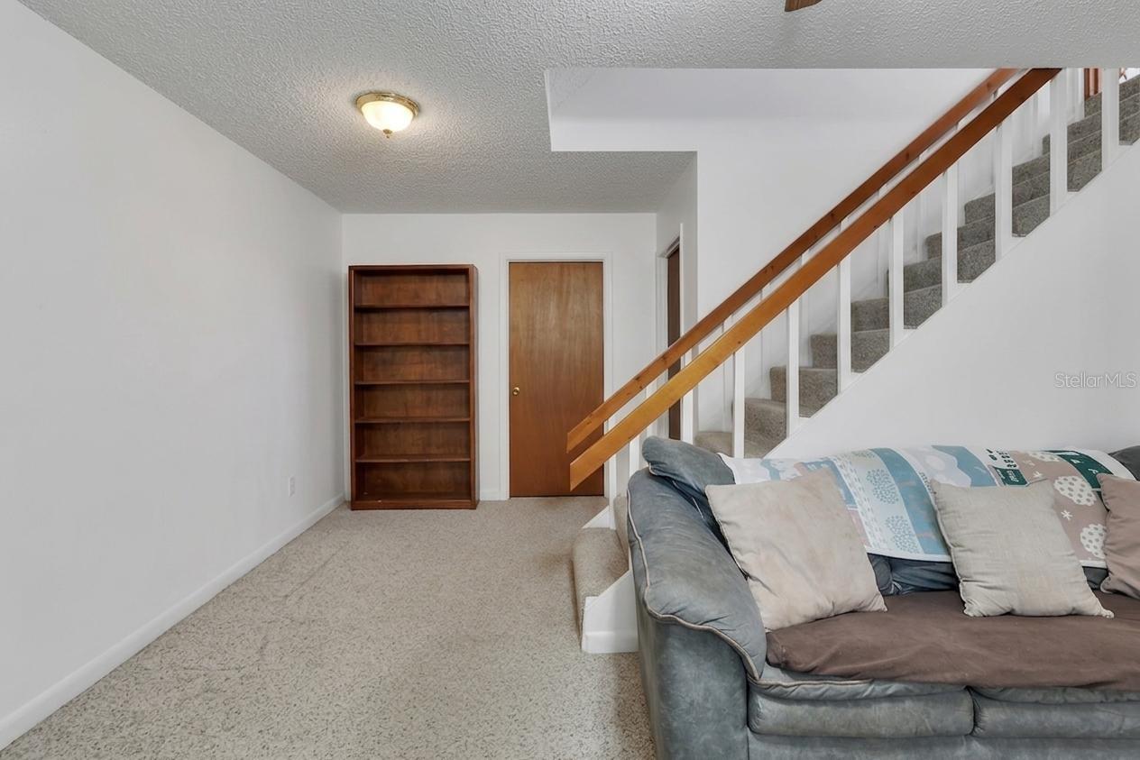 1379 Taylor Rd W Property Photo 29