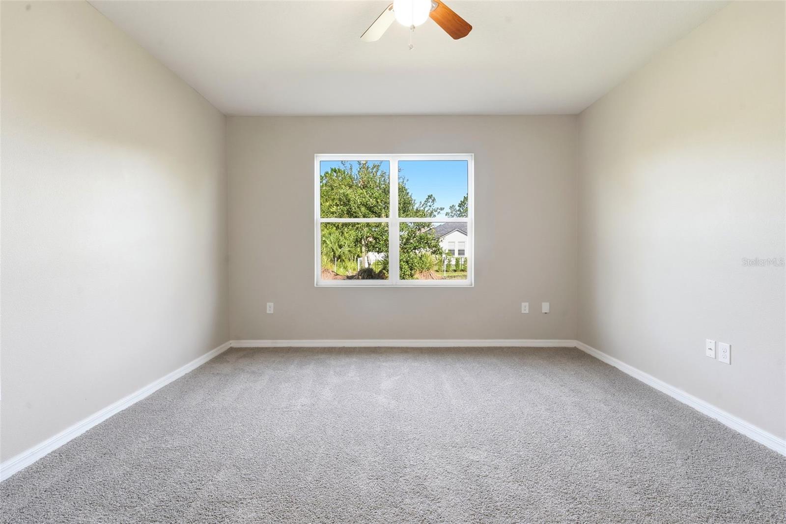 895 Lazio Cir Property Photo 25