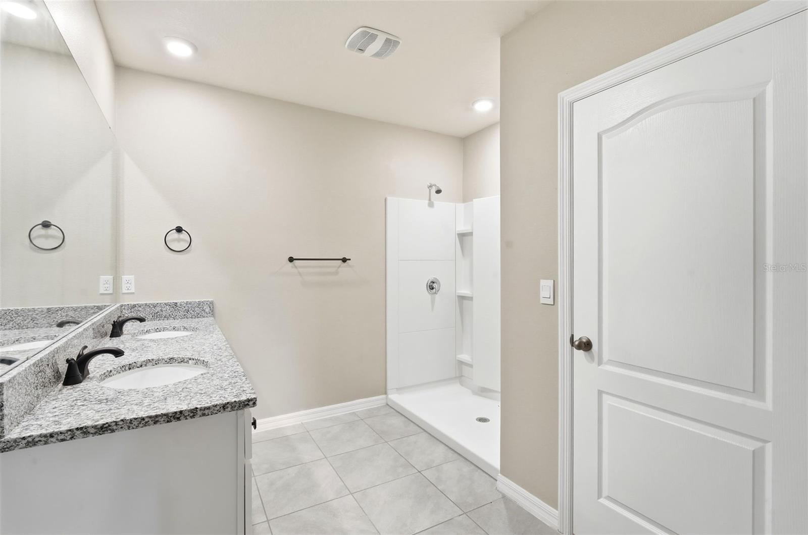 895 Lazio Cir Property Photo 31