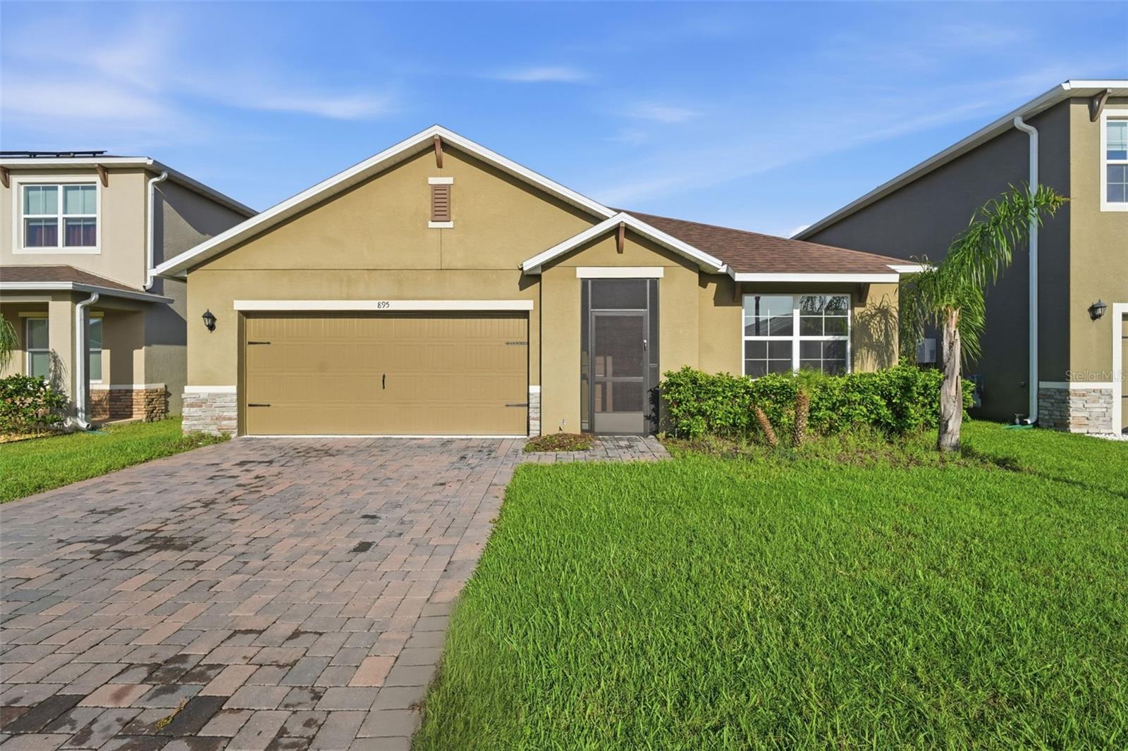 895 Lazio Cir Property Photo 41