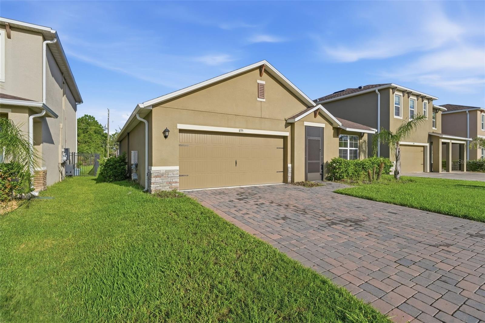895 Lazio Cir Property Photo 43