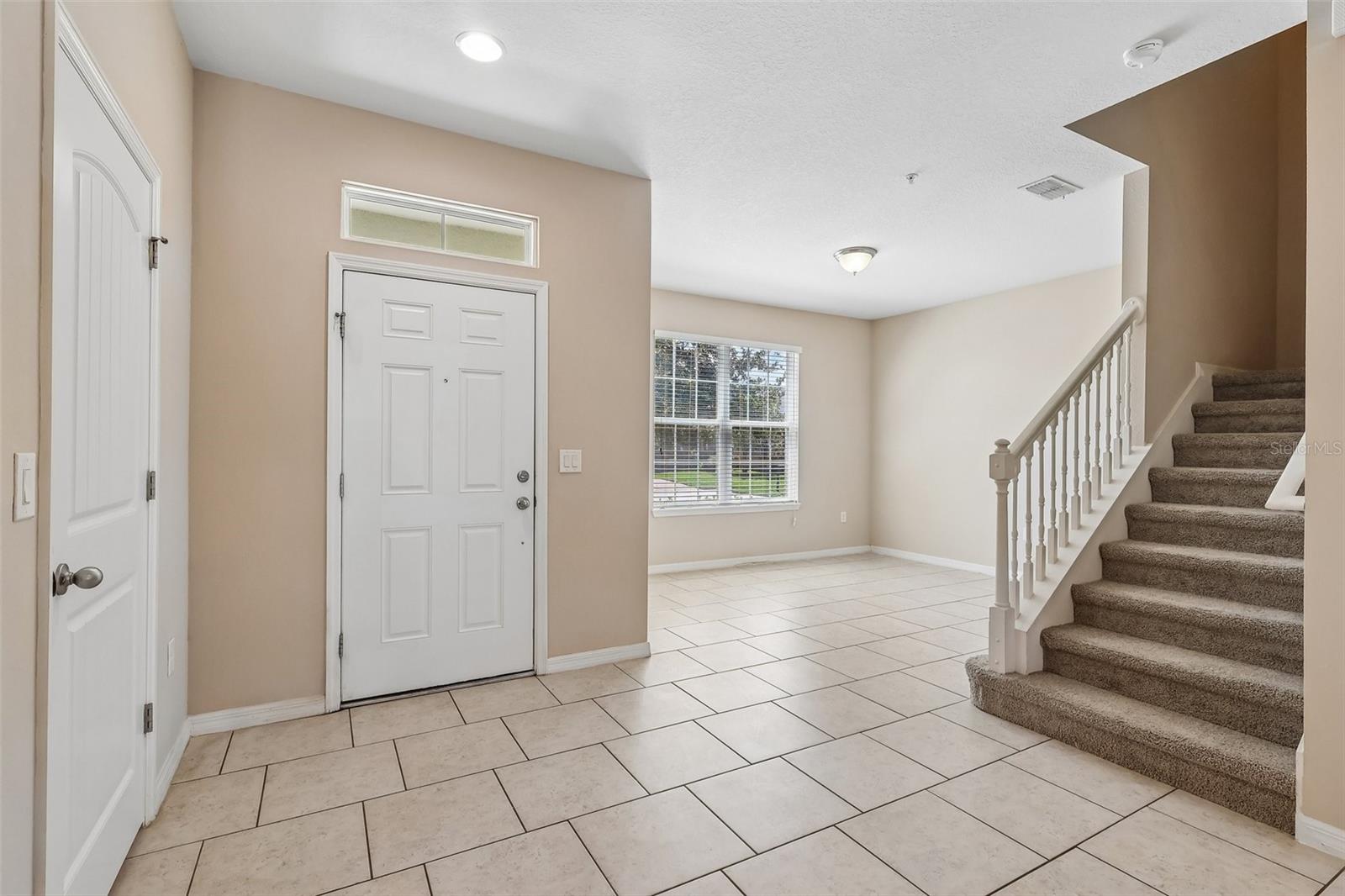 1570 Softshell St Property Photo 9